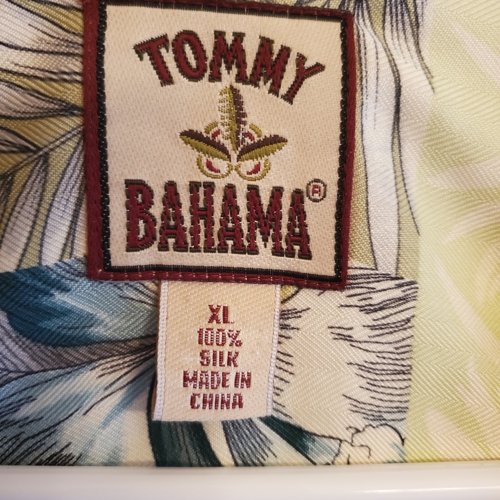 Tommy Bahama 100% Silk Floral Camp Shirt Sz XL - Picture 3 of 8